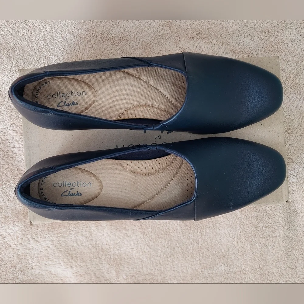 Clarks Juliet Palm Navy Blue Loafers Women's Size 8 Brand New In Box